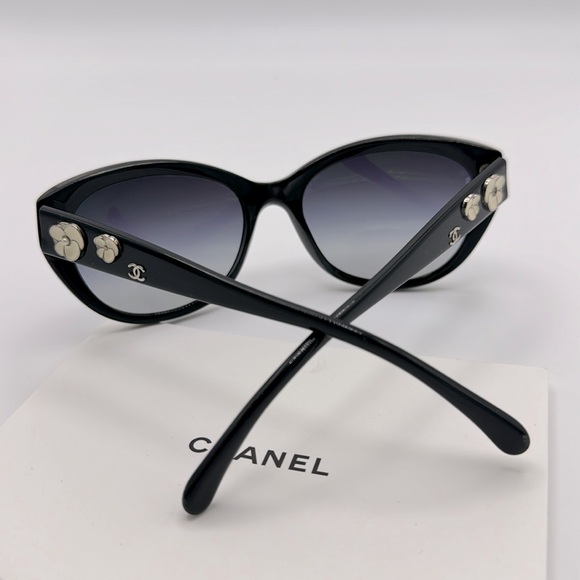 Chanel Black Sunglasses with Camellia Motifs, With Sunglasses Case - Picture 5 of 11